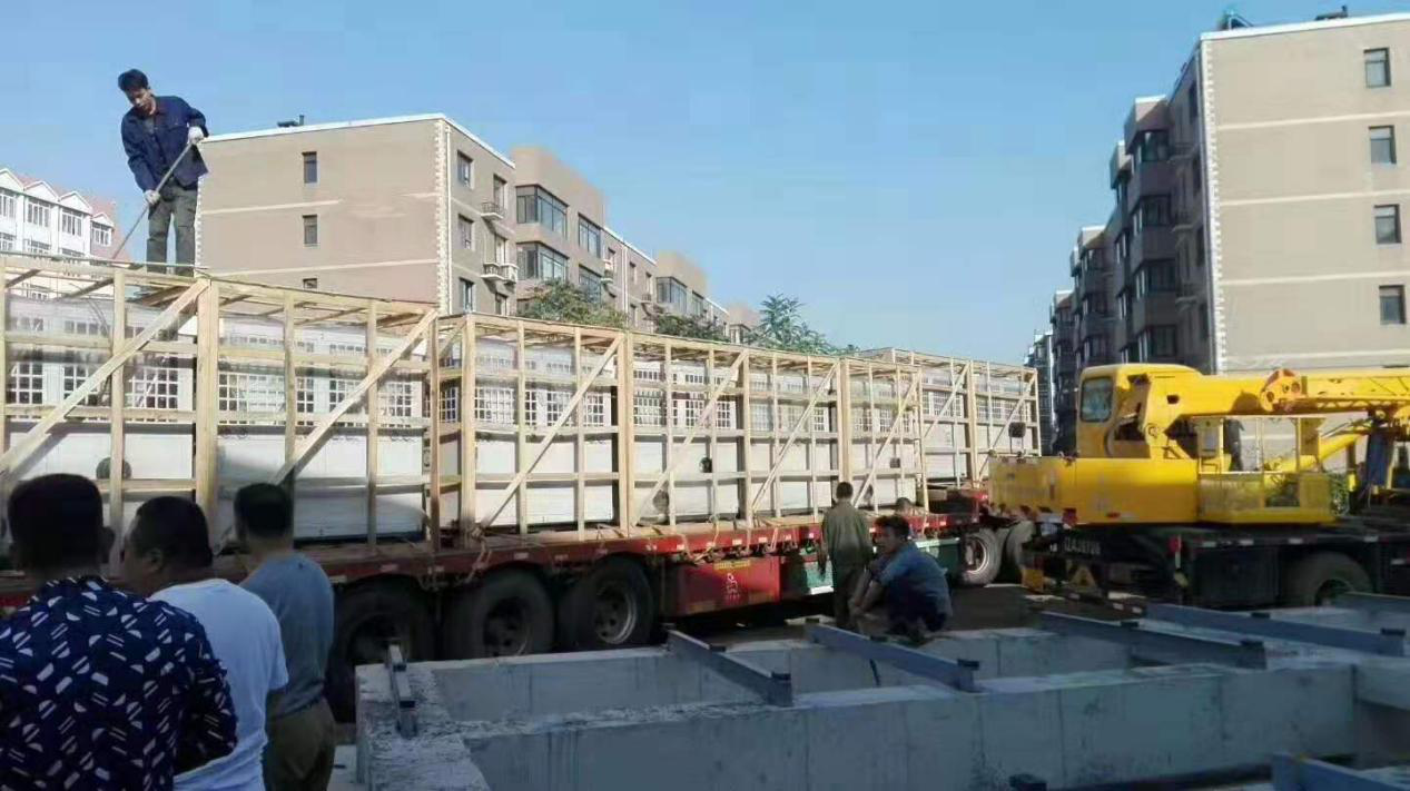 大型酒店日常熱水用什么設(shè)備？